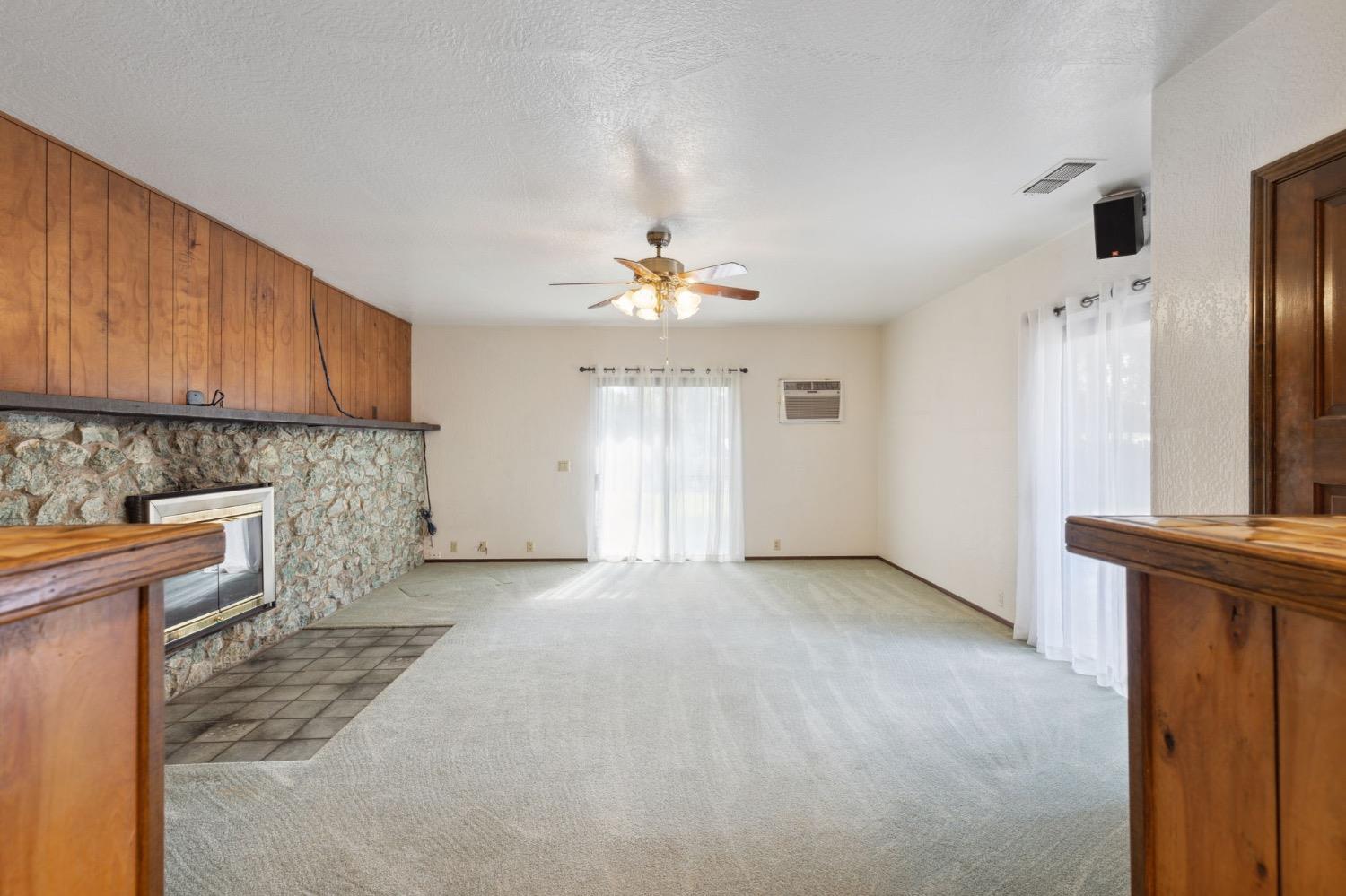 Detail Gallery Image 18 of 93 For 8300 16th St, Elverta,  CA 95626 - 3 Beds | 3 Baths