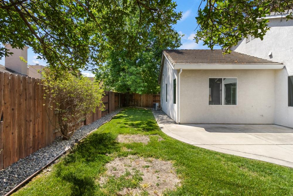 Detail Gallery Image 69 of 78 For 129 Opus Cir, Sacramento,  CA 95834 - 4 Beds | 2/1 Baths