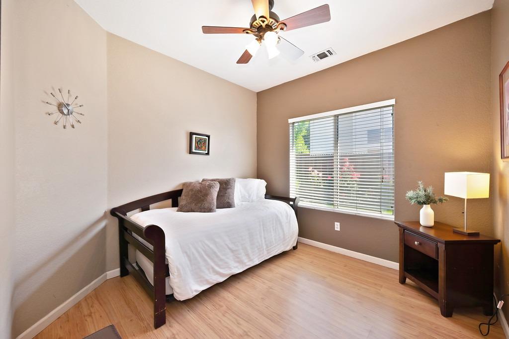Evergreen Drive, Roseville, California image 31