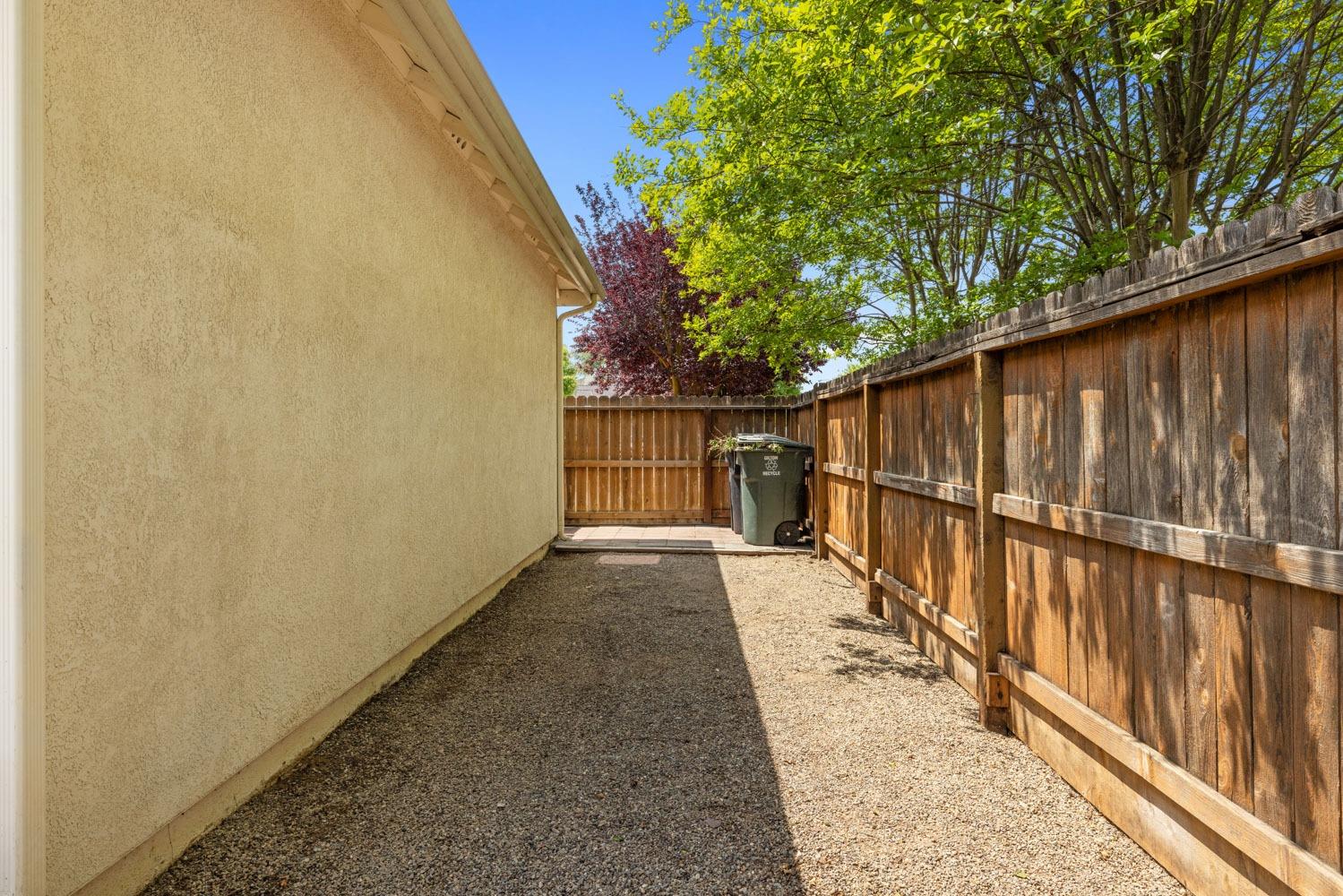 Detail Gallery Image 44 of 55 For 1700 Imshu Ct, Hughson,  CA 95326 - 3 Beds | 2 Baths
