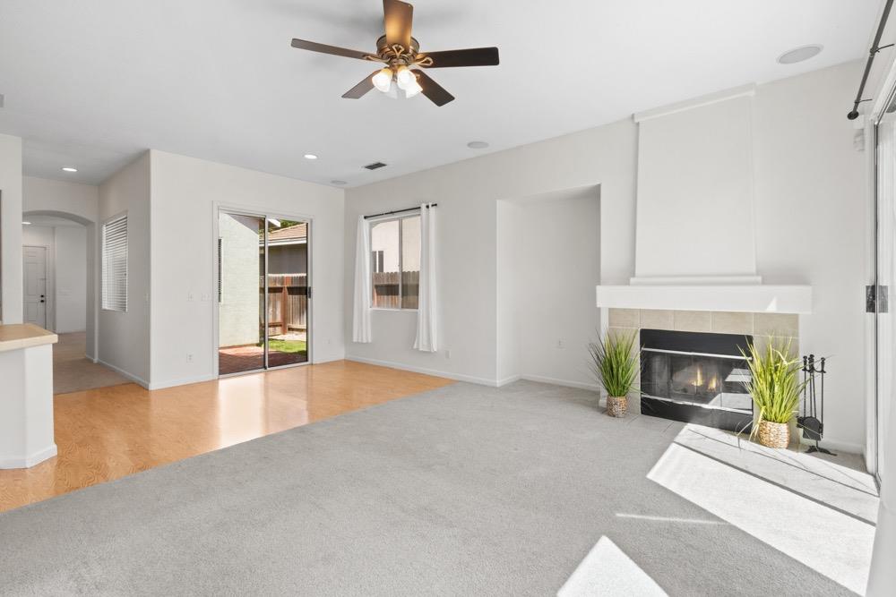 Detail Gallery Image 25 of 78 For 129 Opus Cir, Sacramento,  CA 95834 - 4 Beds | 2/1 Baths