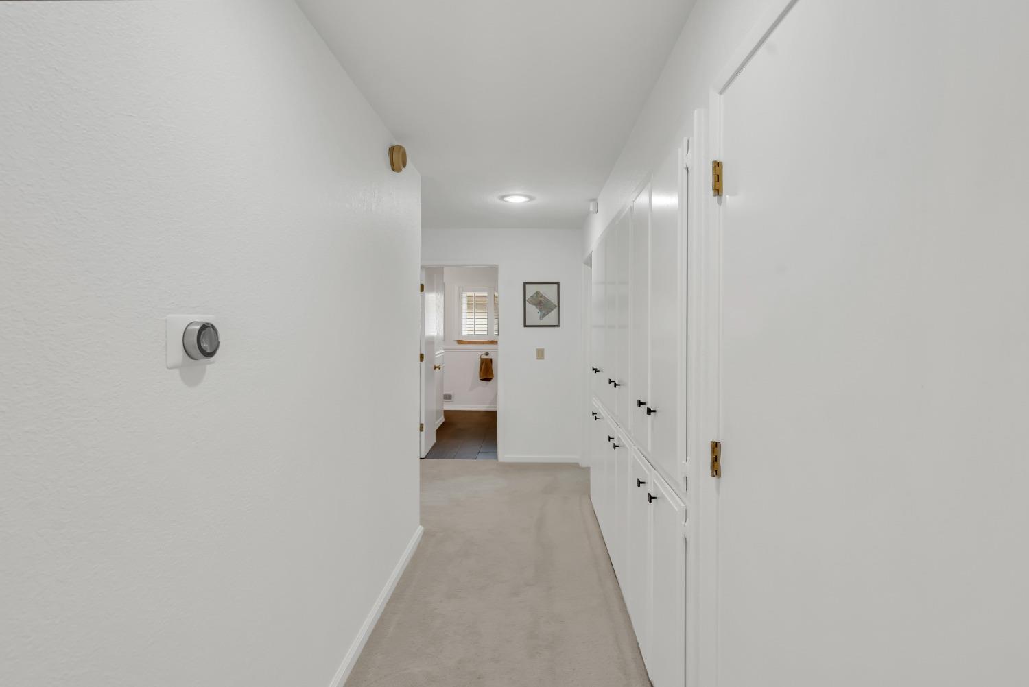 Detail Gallery Image 29 of 64 For 4644 American River Dr, Sacramento,  CA 95864 - 5 Beds | 3 Baths