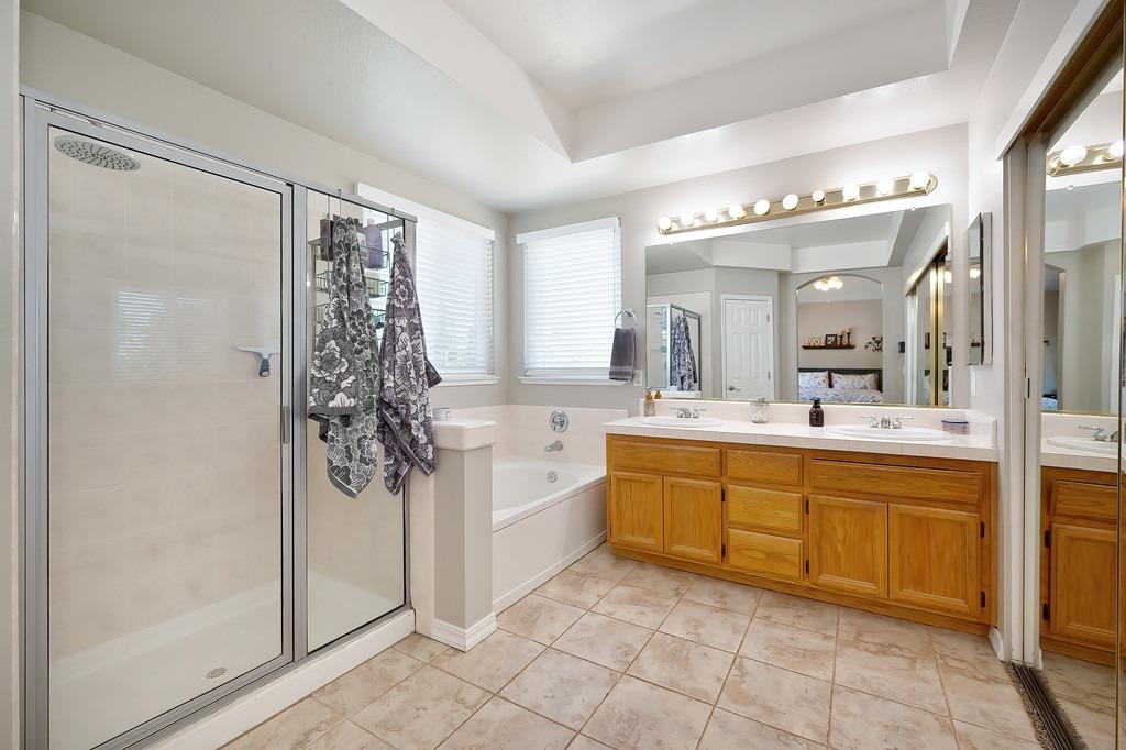 Abierto Drive, Rancho Murieta, California image 37