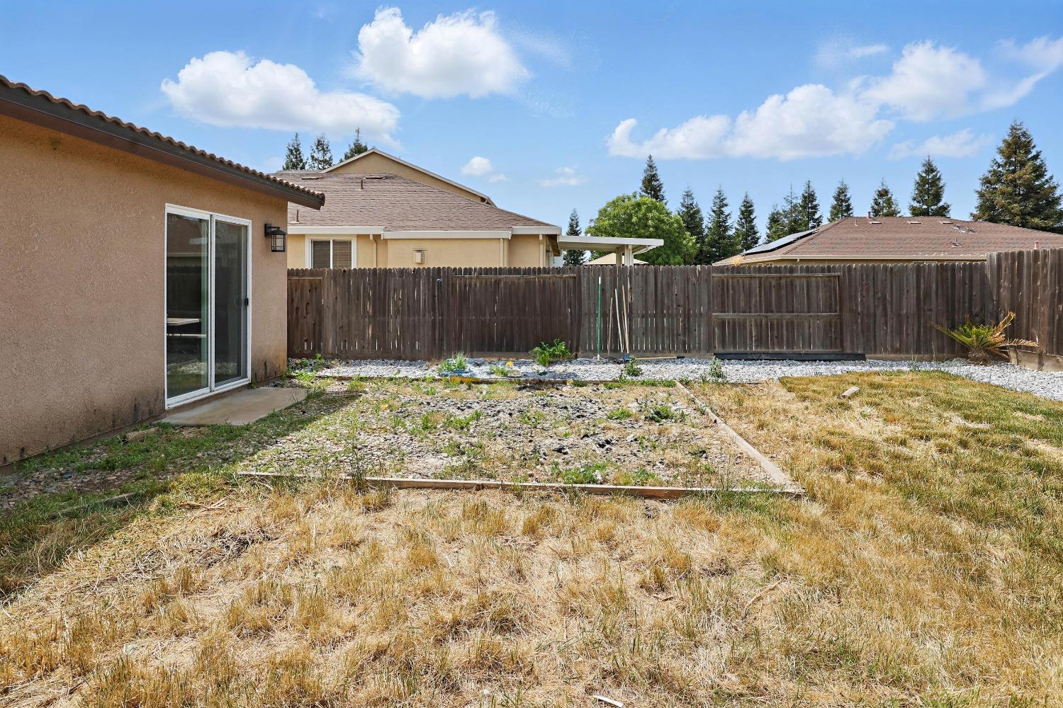 Englewood Avenue, Chowchilla, California image 5