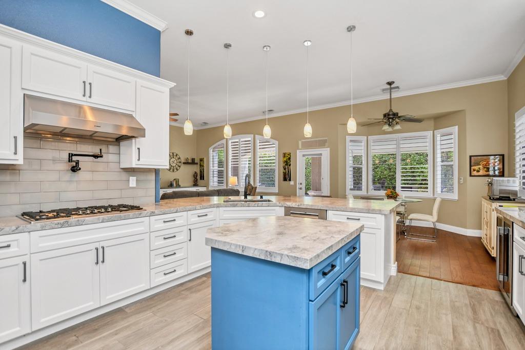 Katy Way, Brentwood, California image 22