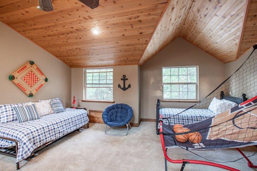 Detail Gallery Image 21 of 28 For 522 Ponderosa Way, Colfax,  CA 95713 - 4 Beds | 3/1 Baths