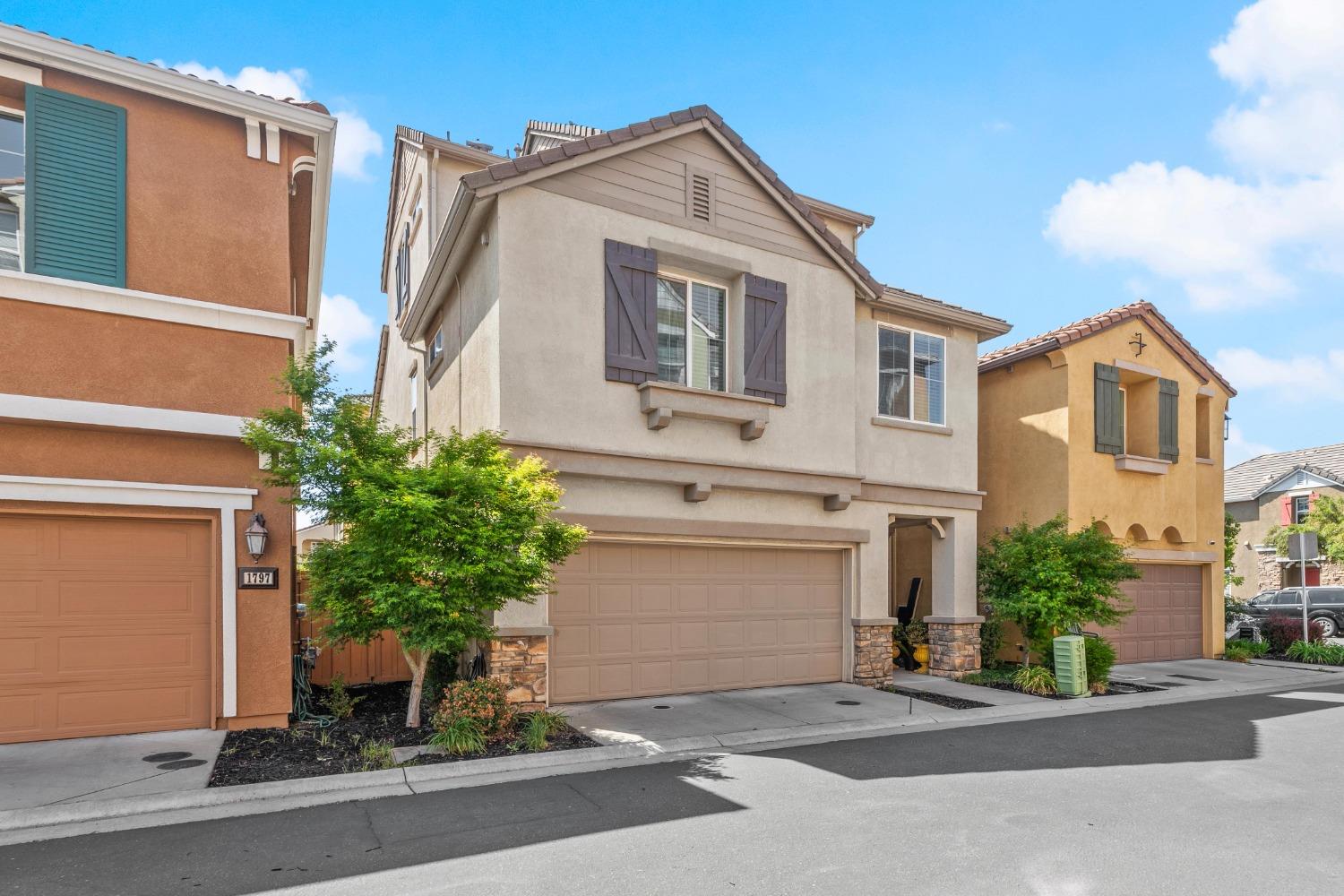Camino Real Way, Roseville, California image 5