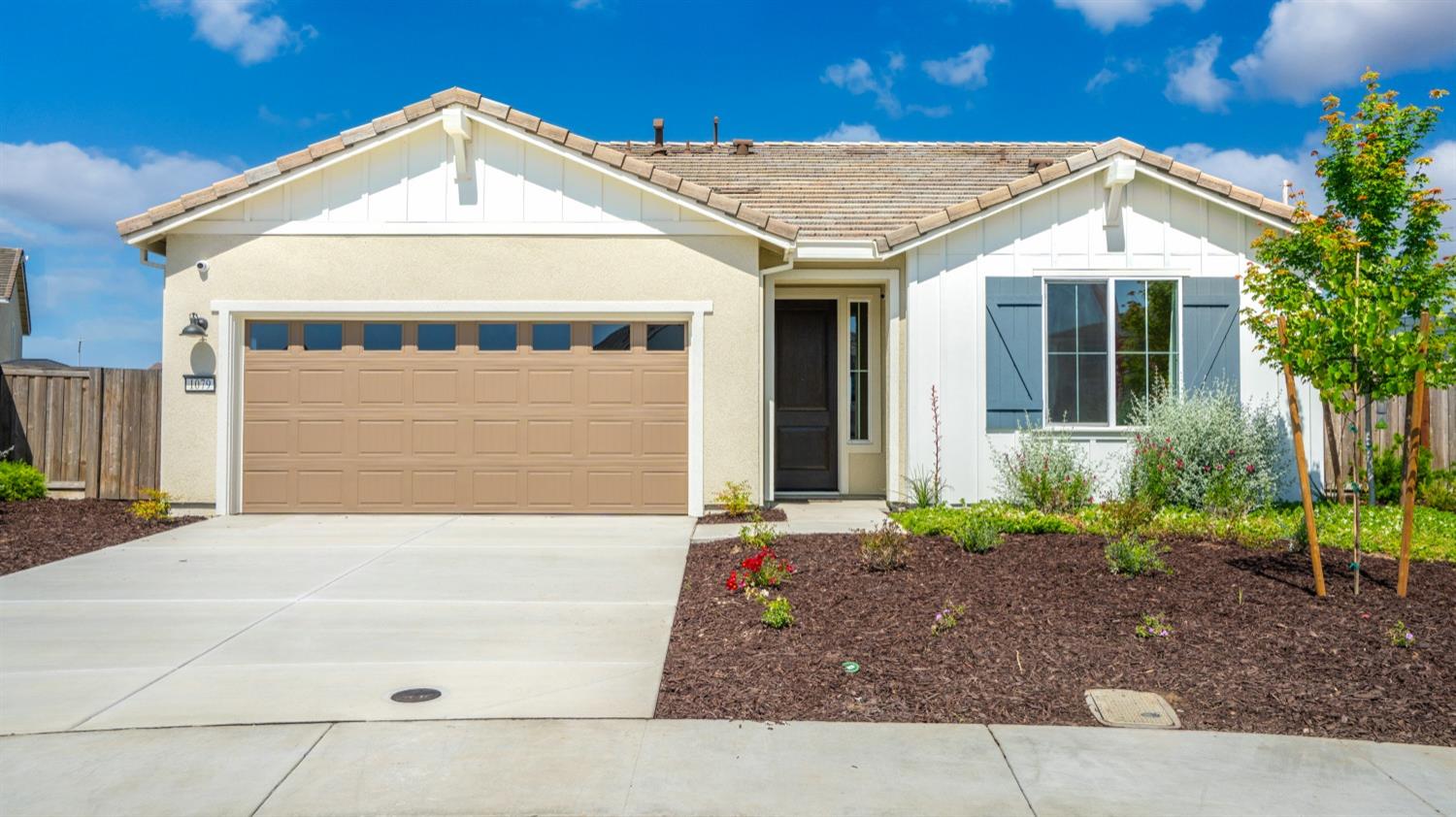 Detail Gallery Image 2 of 36 For 1079 Fiano Pl, Manteca,  CA 95337 - 4 Beds | 3 Baths