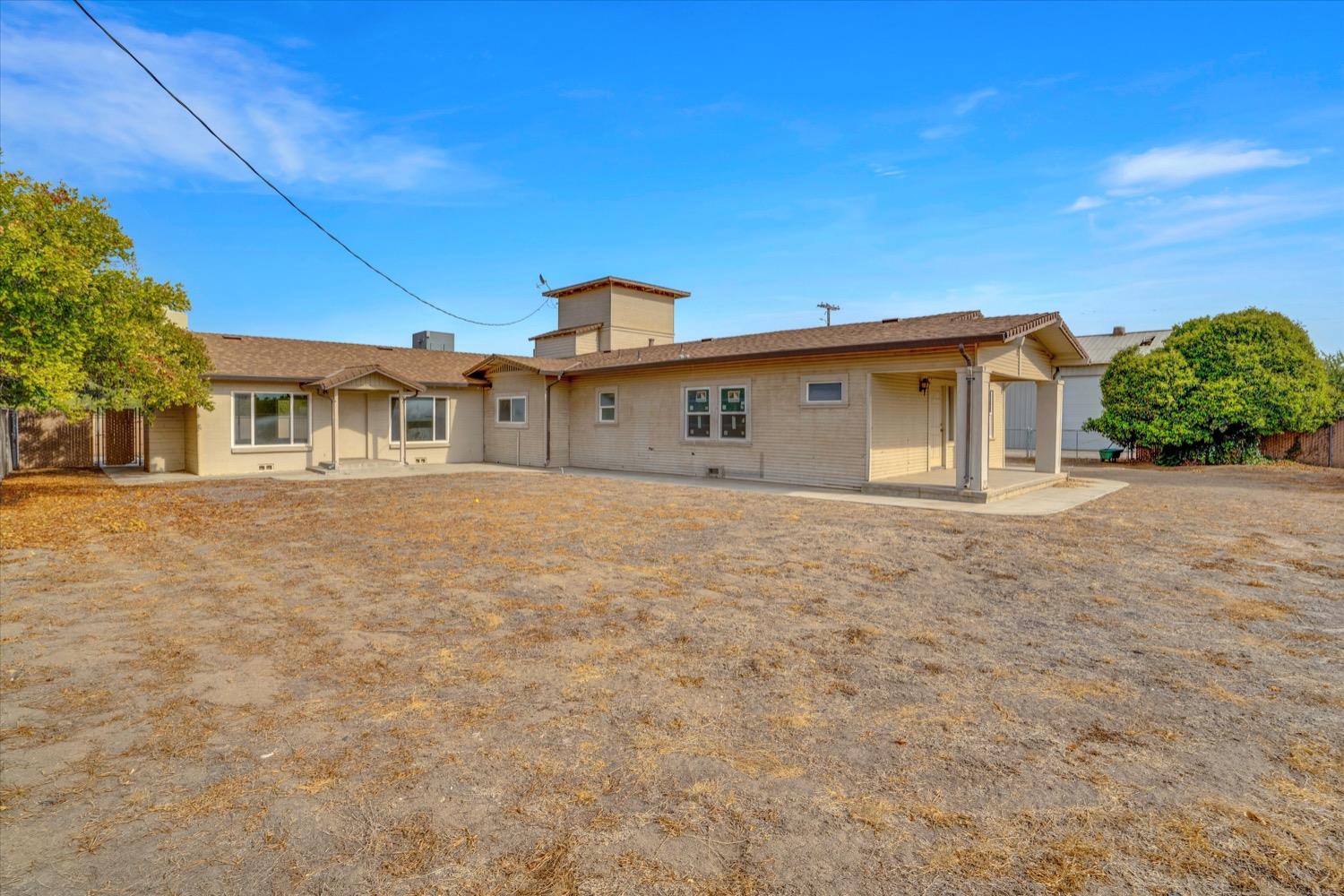 Detail Gallery Image 9 of 46 For 21549 E River Rd, Escalon,  CA 95320 - 3 Beds | 2 Baths