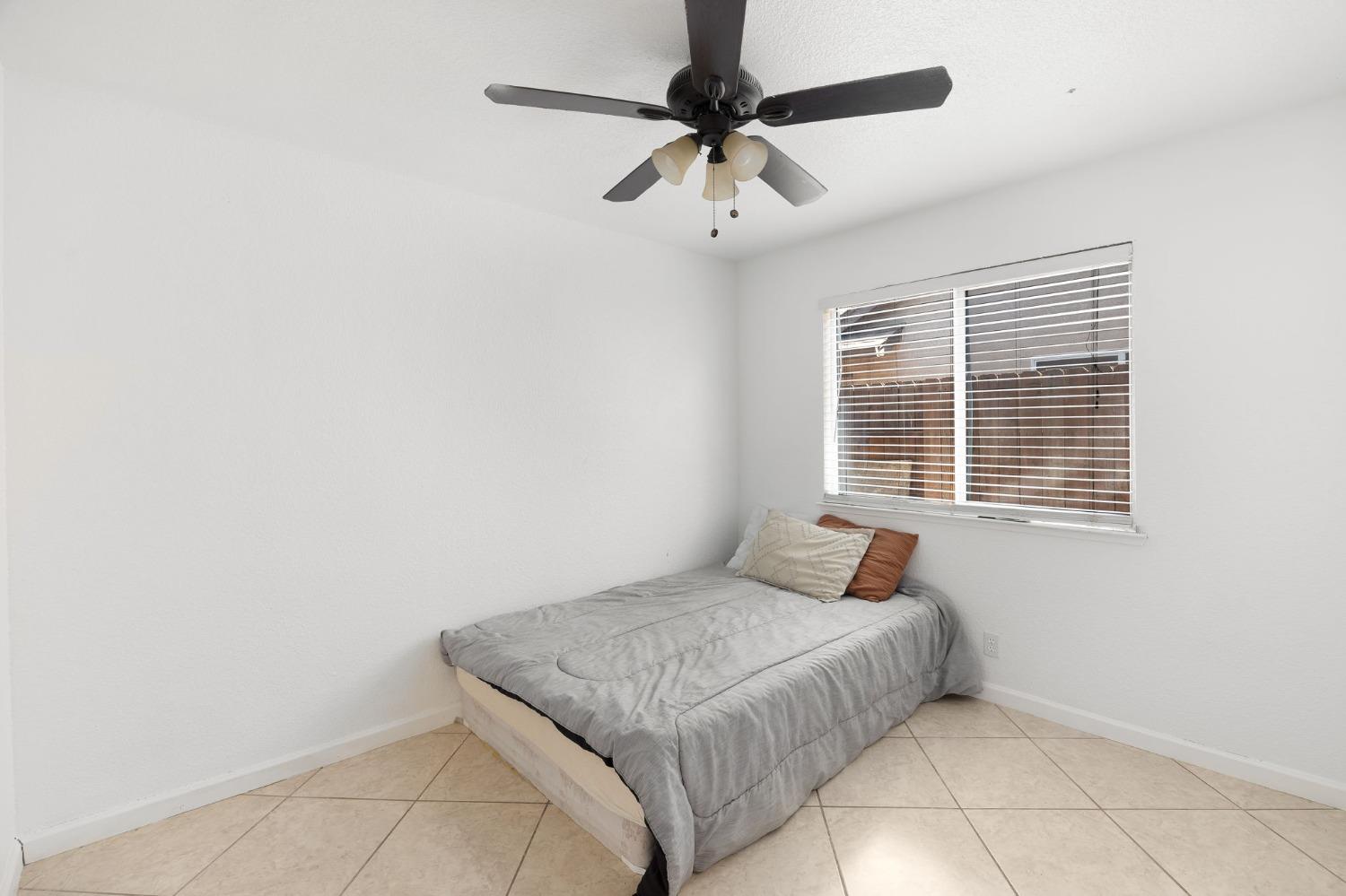Detail Gallery Image 19 of 36 For 866 Golden Heights Dr, Galt,  CA 95632 - 4 Beds | 2 Baths