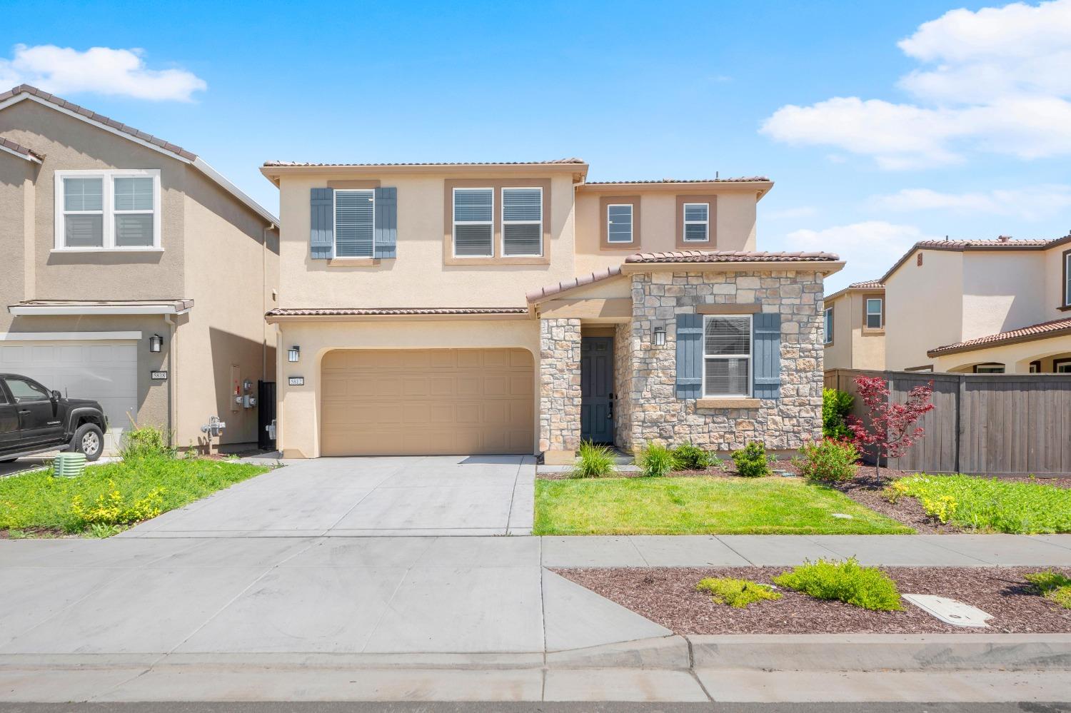 Harveston Way, Sacramento, California image 2