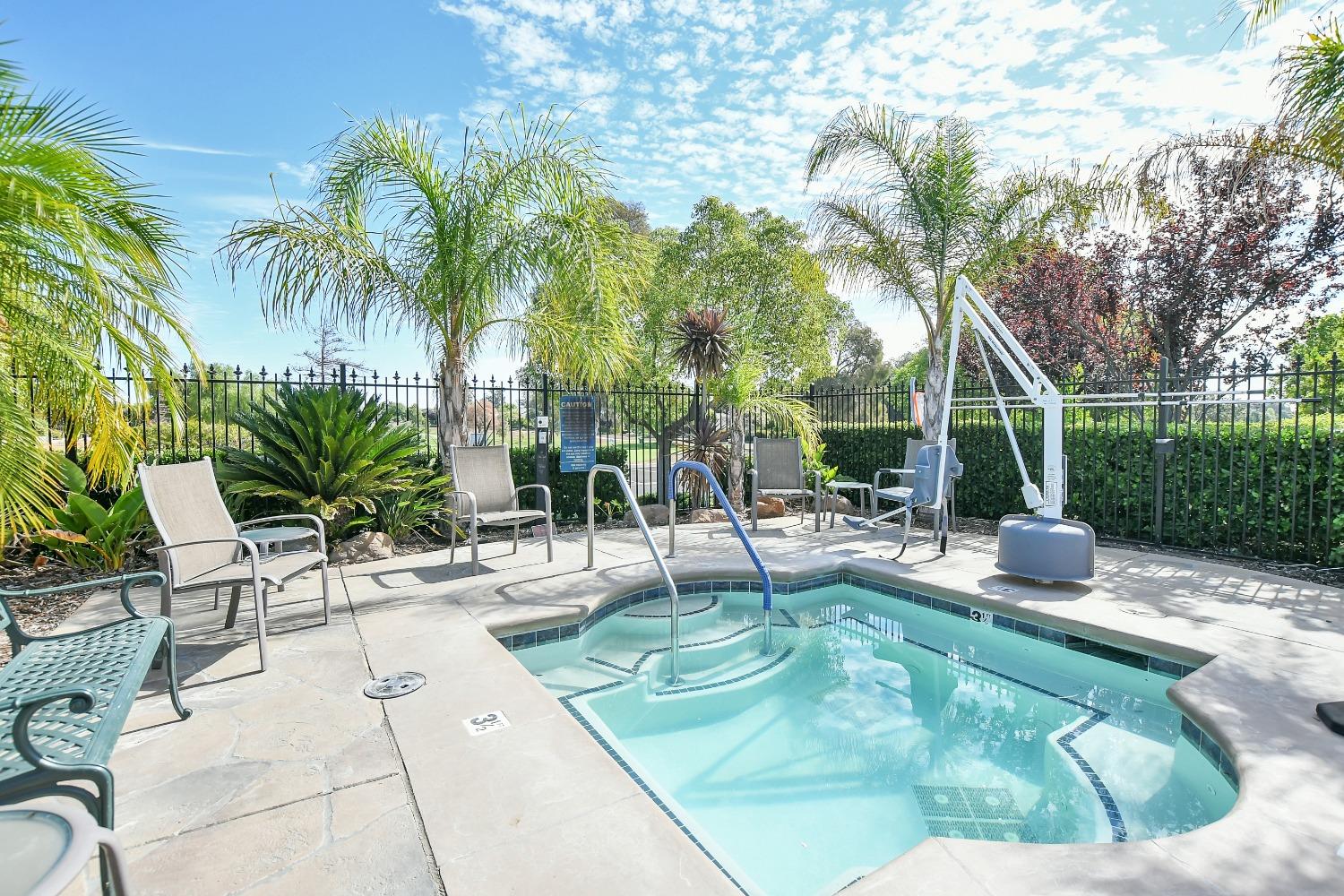 Katy Way, Brentwood, California image 49