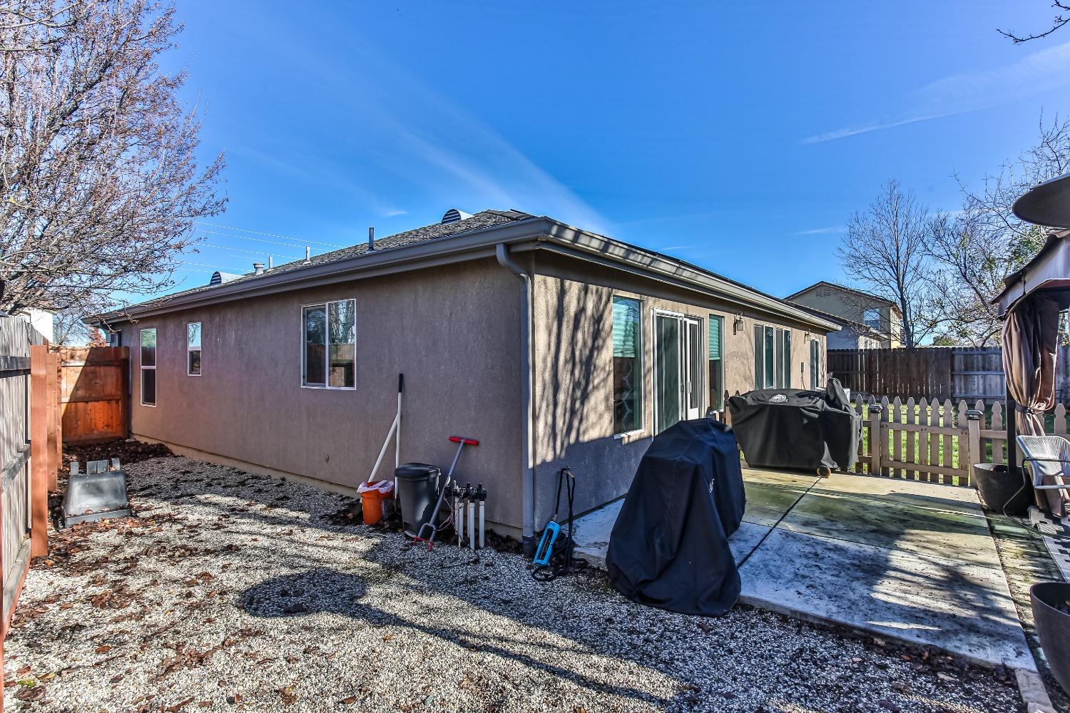 Chateau Drive, Olivehurst, California image 33