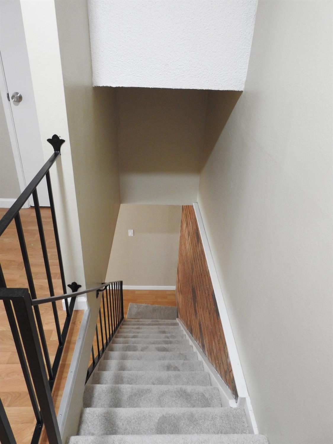 Detail Gallery Image 7 of 17 For 1236 Occidental #3,  Stockton,  CA 95203 - 2 Beds | 1 Baths