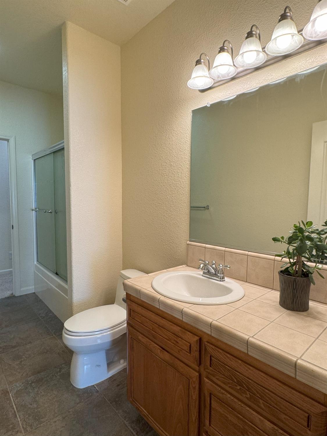 San Niccolo Drive, Yuba City, California image 12