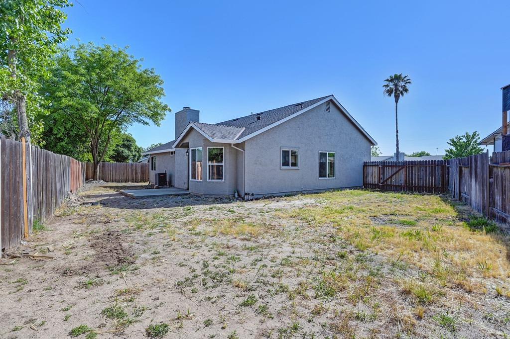 Crosswind Drive, Sacramento, California image 33