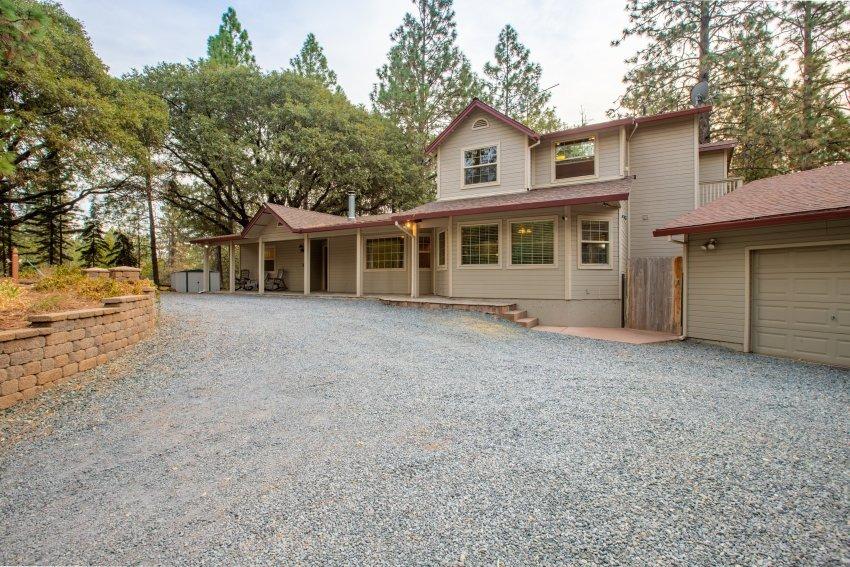 Detail Gallery Image 1 of 28 For 522 Ponderosa Way, Colfax,  CA 95713 - 4 Beds | 3/1 Baths