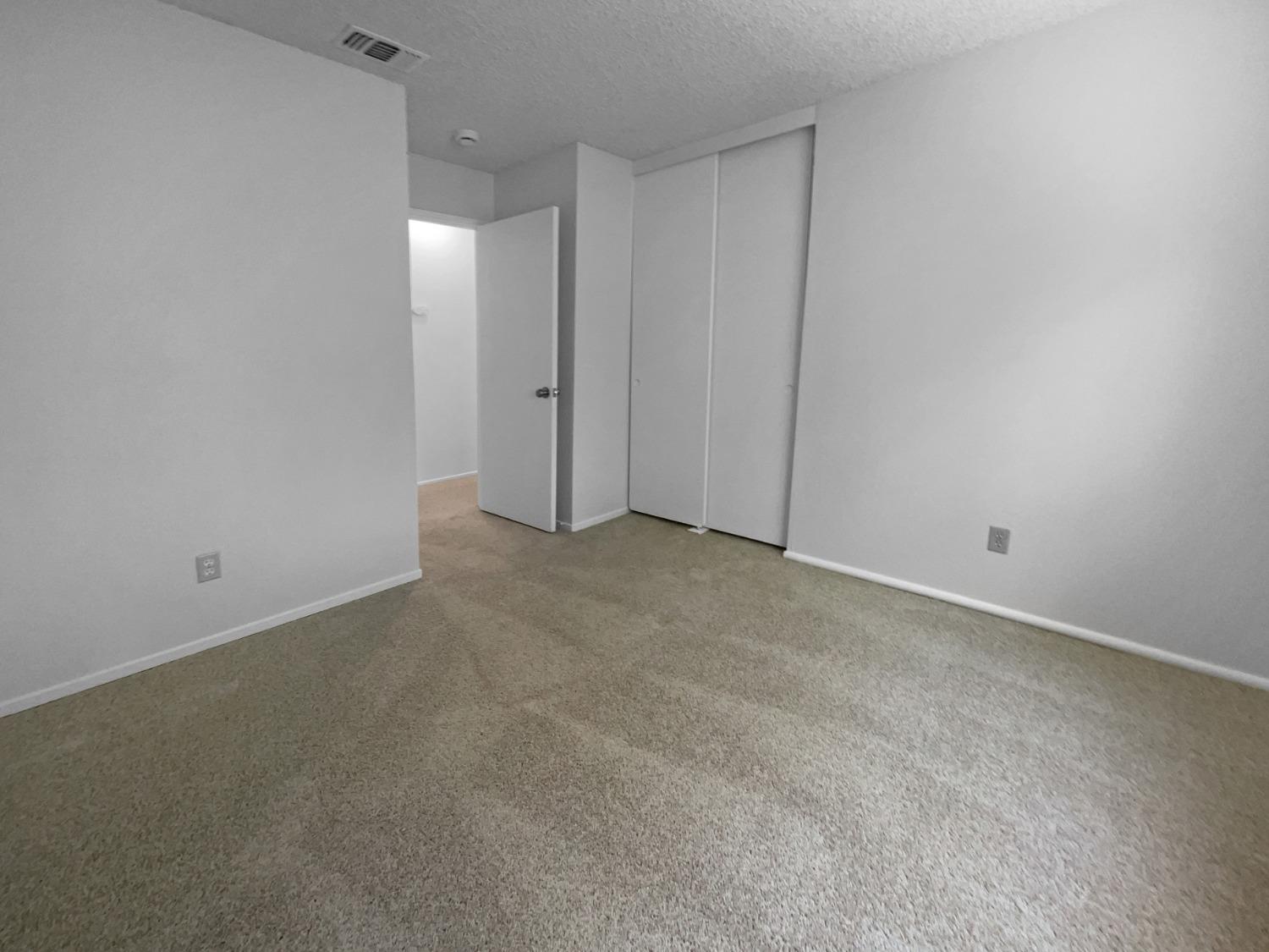 Detail Gallery Image 13 of 21 For 5532 Eagle View Way, Sacramento,  CA 95842 - 3 Beds | 2 Baths