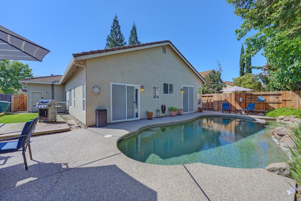 Evergreen Drive, Roseville, California image 35