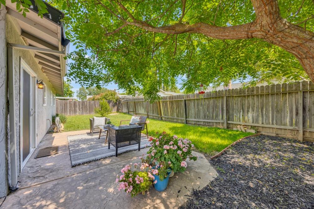 Yardley Way, Citrus Heights, California image 4