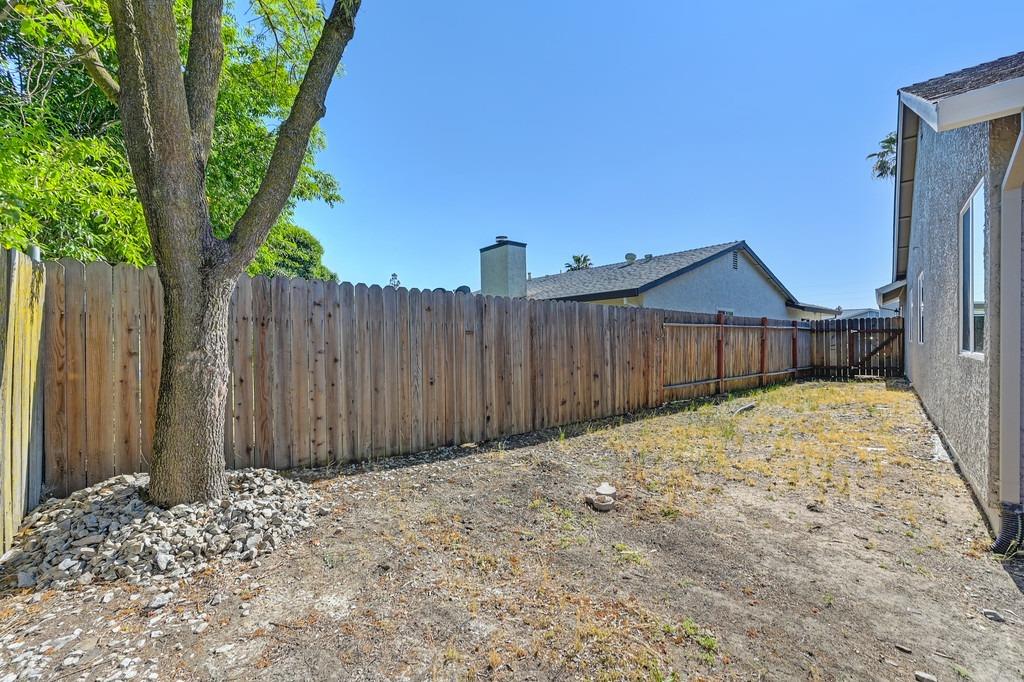 Crosswind Drive, Sacramento, California image 30