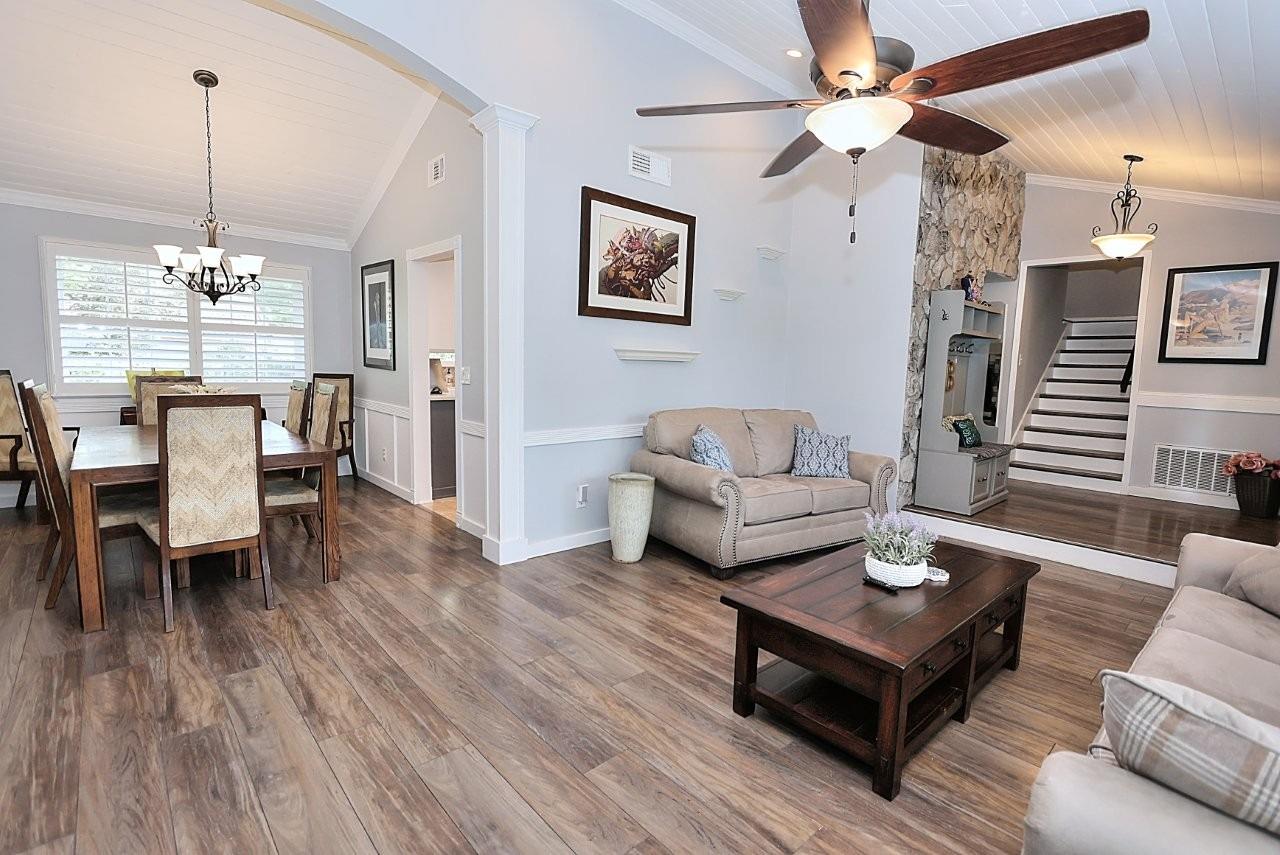 Detail Gallery Image 8 of 25 For 837 Lewis Ave, Woodland,  CA 95695 - 4 Beds | 2/1 Baths