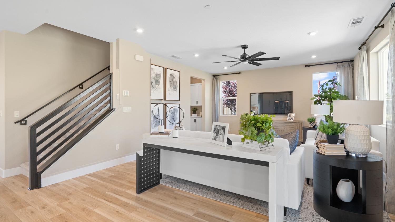 Detail Gallery Image 16 of 41 For 1096 Fiano Pl, Manteca,  CA 95337 - 4 Beds | 3 Baths