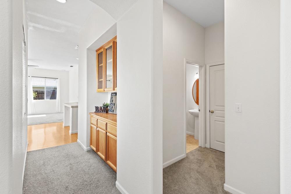 Detail Gallery Image 40 of 78 For 129 Opus Cir, Sacramento,  CA 95834 - 4 Beds | 2/1 Baths