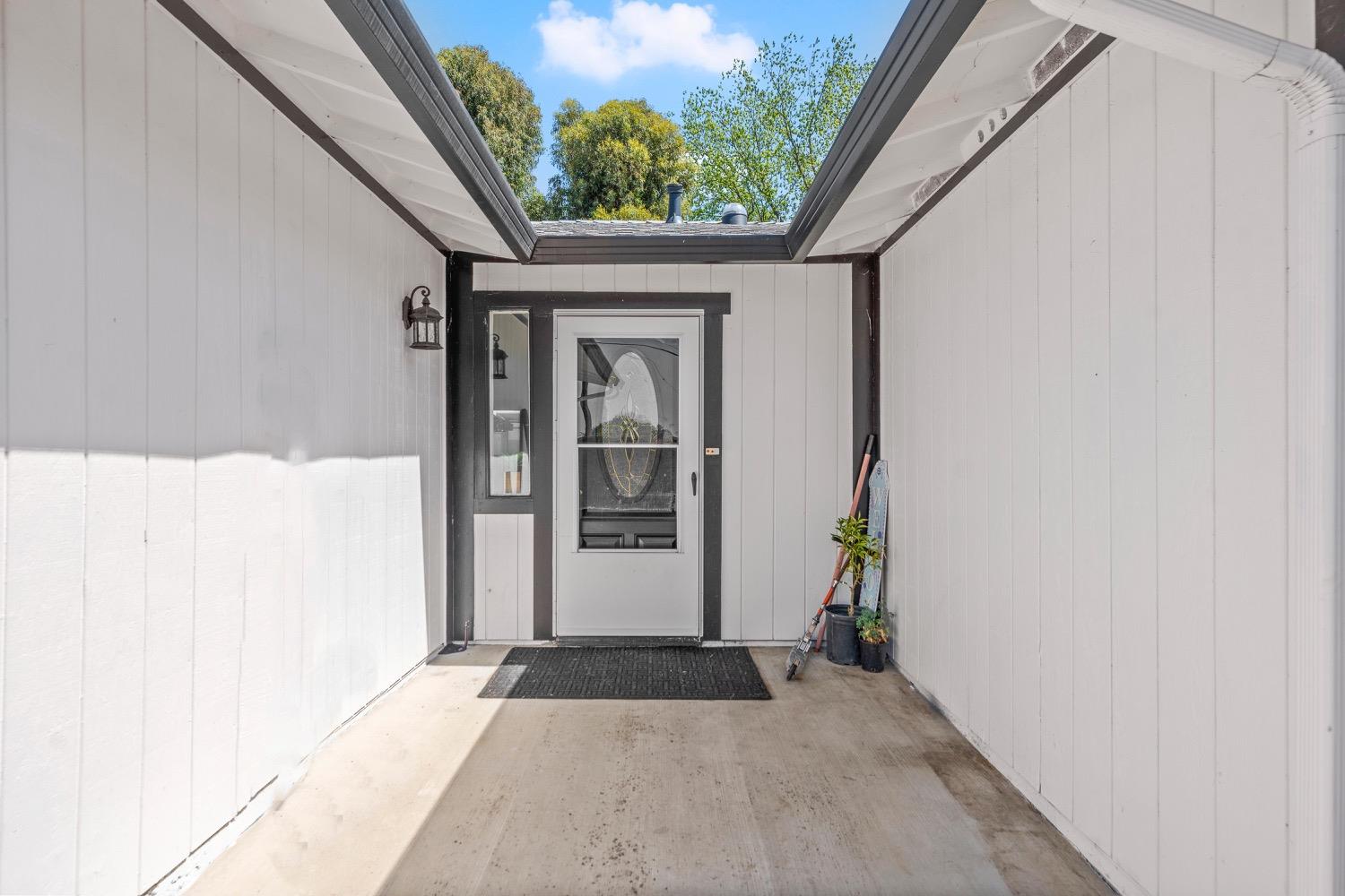 Detail Gallery Image 5 of 45 For 641 W Tyler Island Bridge Rd, Isleton,  CA 95641 - 3 Beds | 3 Baths