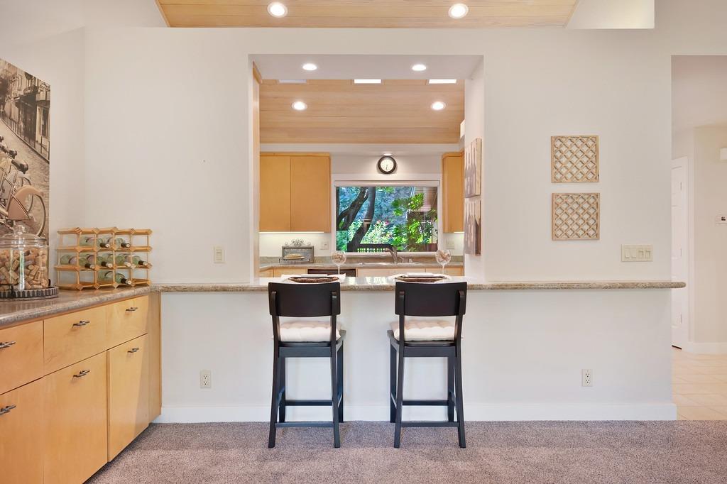 Garden Court, El Macero, California image 16