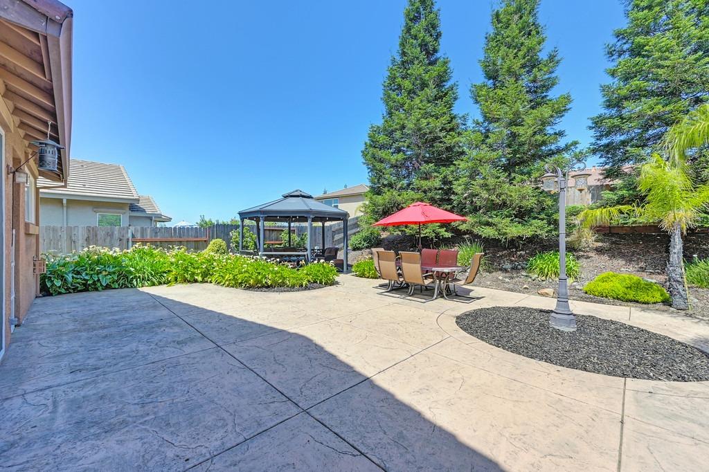 Lone Spur Drive, Folsom, California image 31