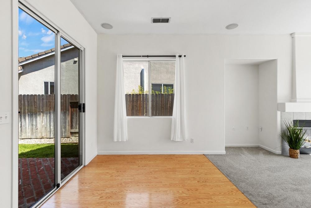 Detail Gallery Image 19 of 78 For 129 Opus Cir, Sacramento,  CA 95834 - 4 Beds | 2/1 Baths