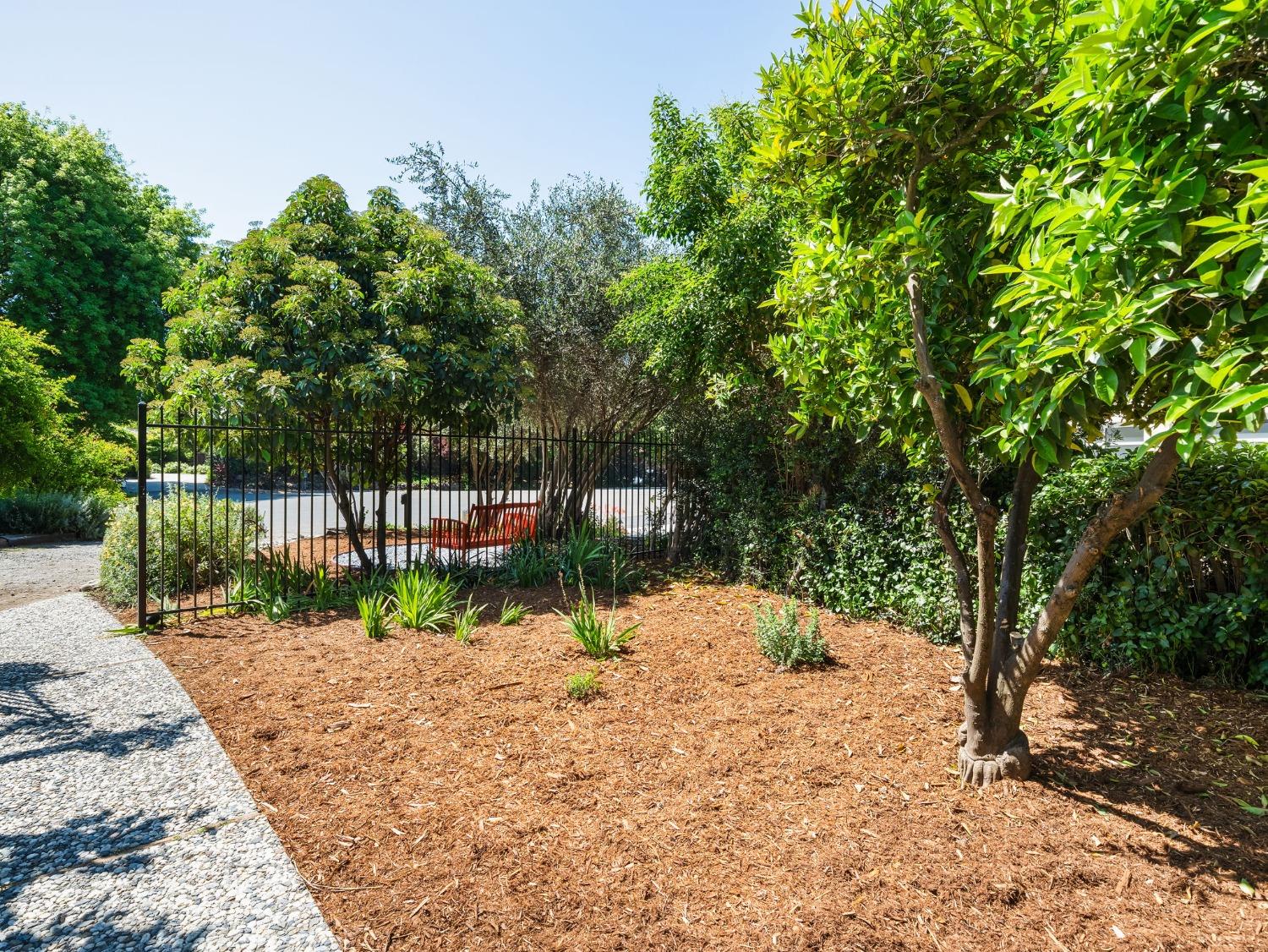 Detail Gallery Image 51 of 81 For 43236 E Oakside Pl, Davis,  CA 95618 - 3 Beds | 3 Baths