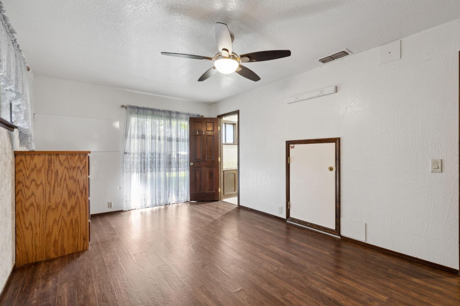 Detail Gallery Image 24 of 93 For 8300 16th St, Elverta,  CA 95626 - 3 Beds | 3 Baths