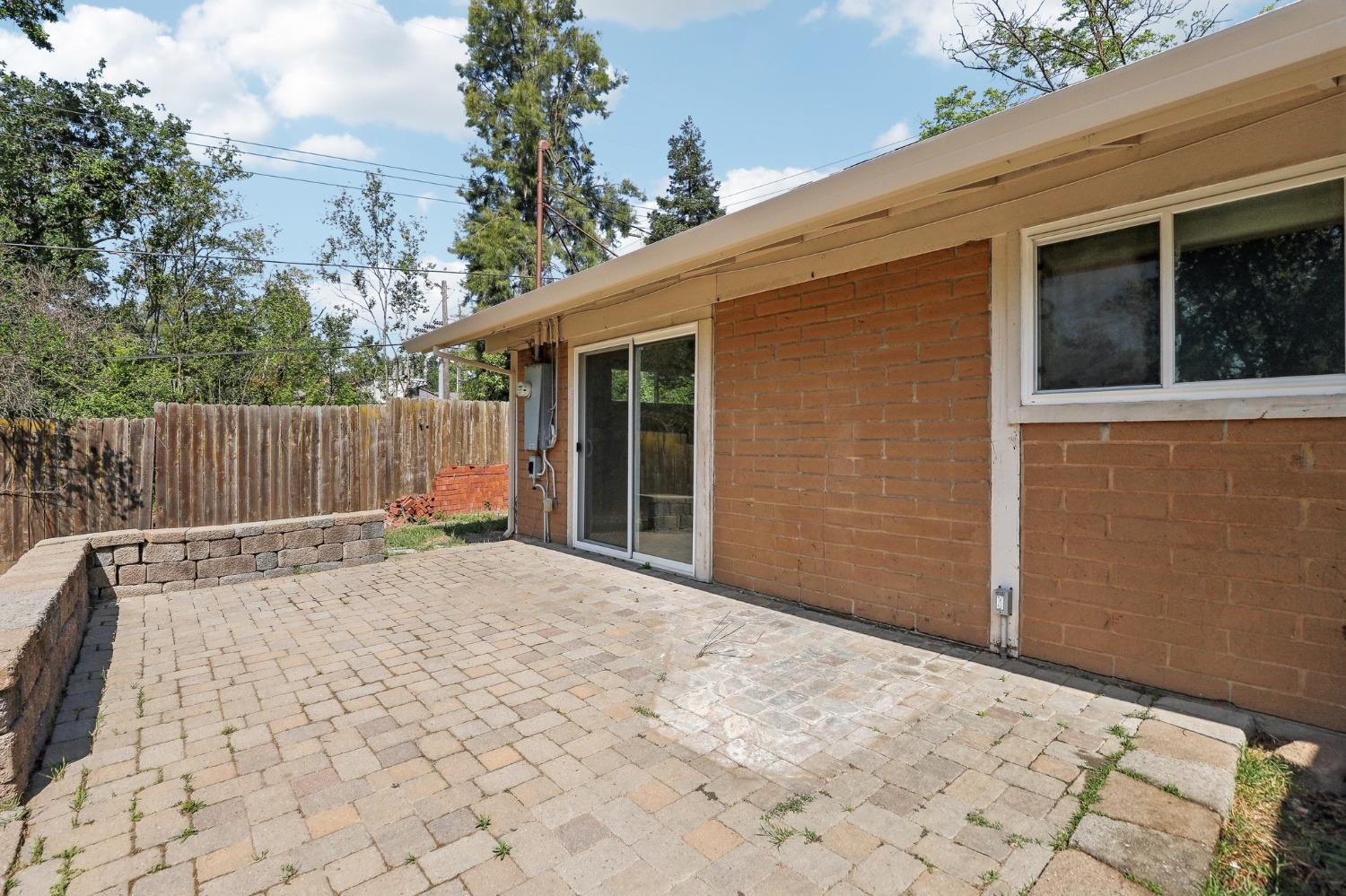 Sutter Avenue, Carmichael, California image 21