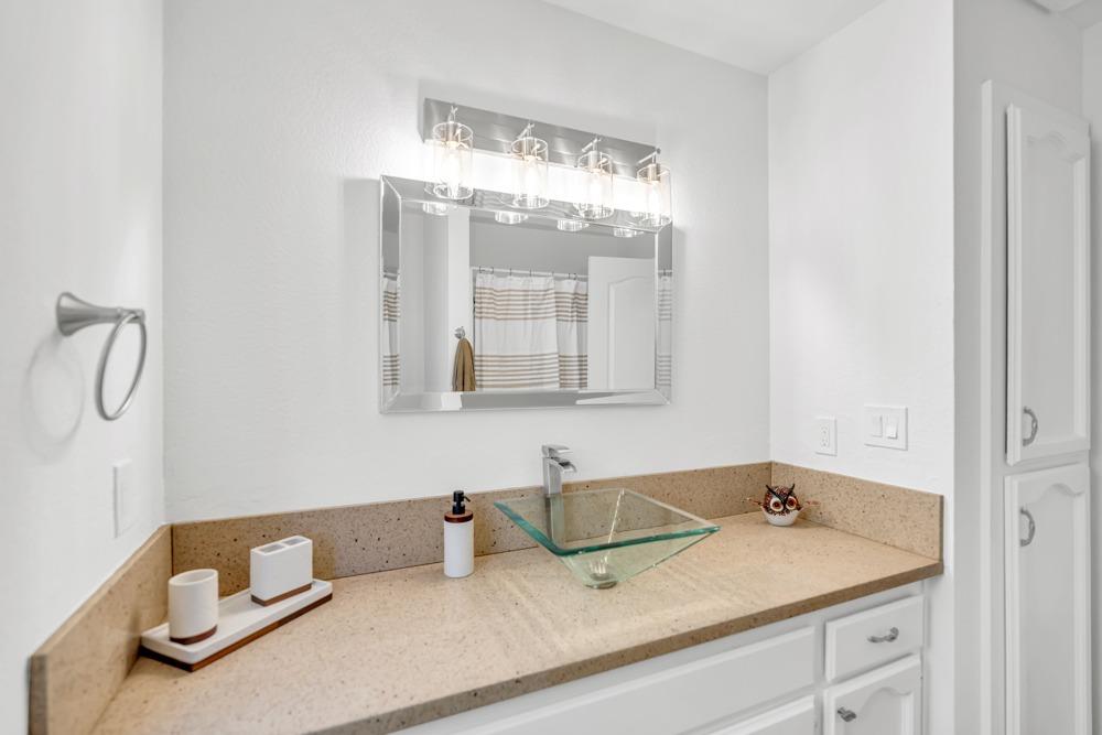 Donald Court, Yuba City, California image 30
