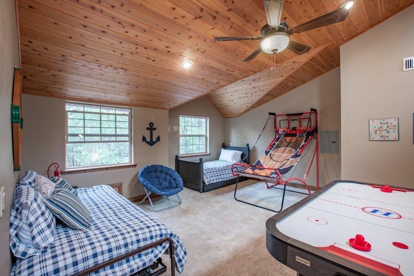 Detail Gallery Image 20 of 28 For 522 Ponderosa Way, Colfax,  CA 95713 - 4 Beds | 3/1 Baths