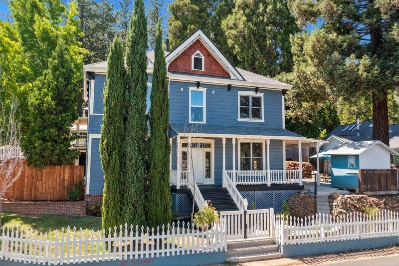 Detail Gallery Image 72 of 75 For 102 Pleasant St, Colfax,  CA 95713 - 4 Beds | 3 Baths