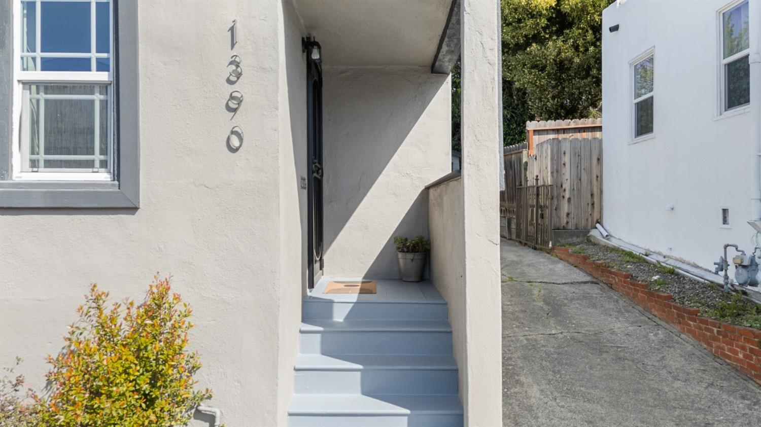 E. 31st Street, Oakland, California image 6