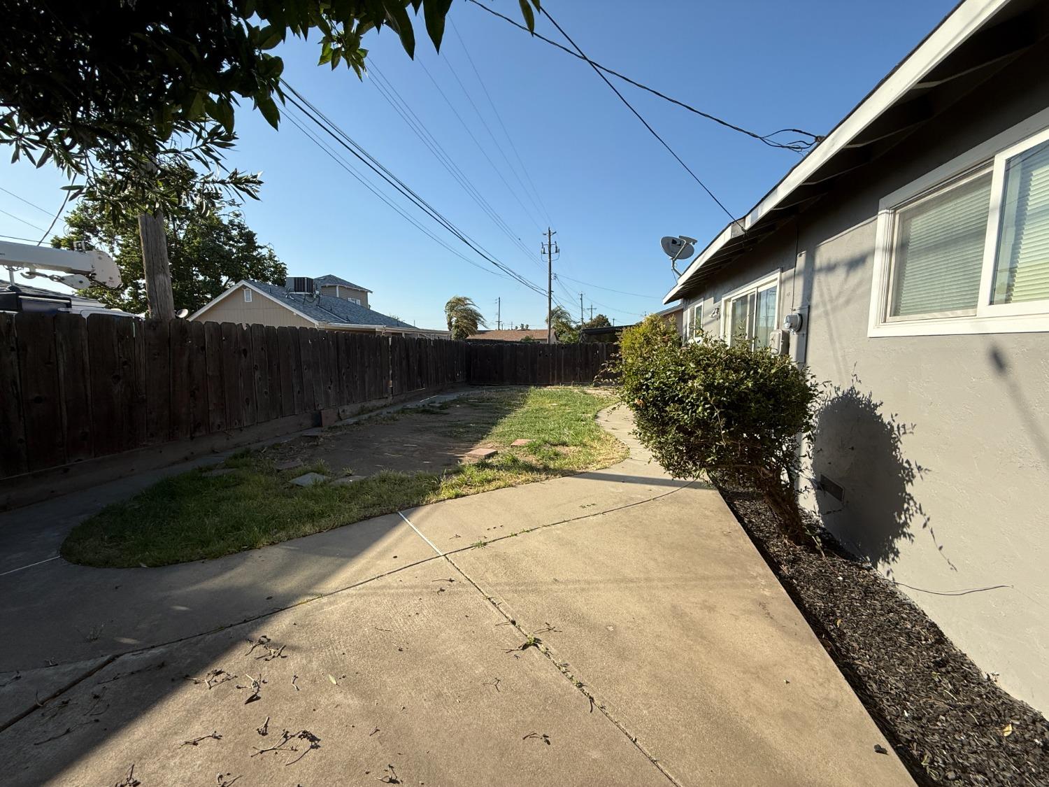 Yvonne Avenue, Manteca, California image 14