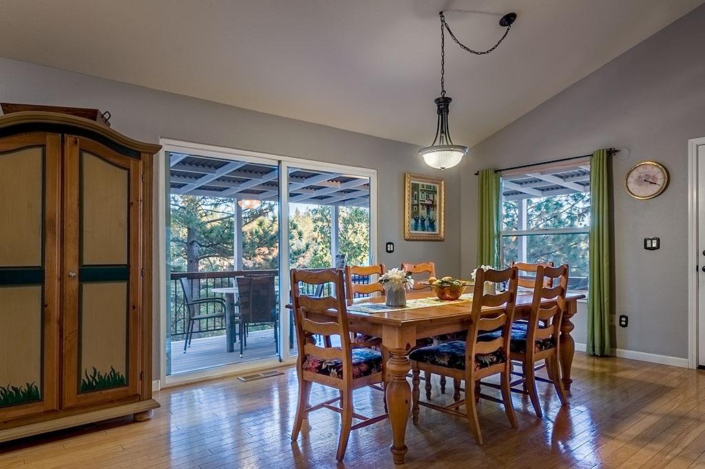 Patricia Way, Grass Valley, California image 4
