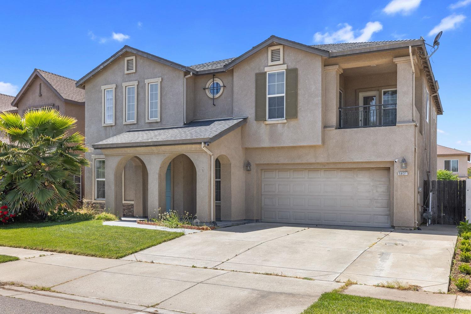 Alton Court, Riverbank, California image 4