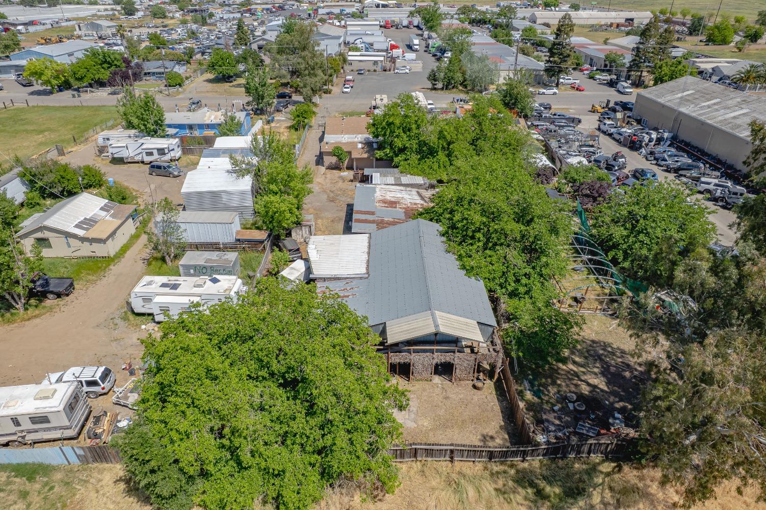 Detail Gallery Image 46 of 52 For 6849 26th St, Rio Linda,  CA 95673 - 3 Beds | 2 Baths