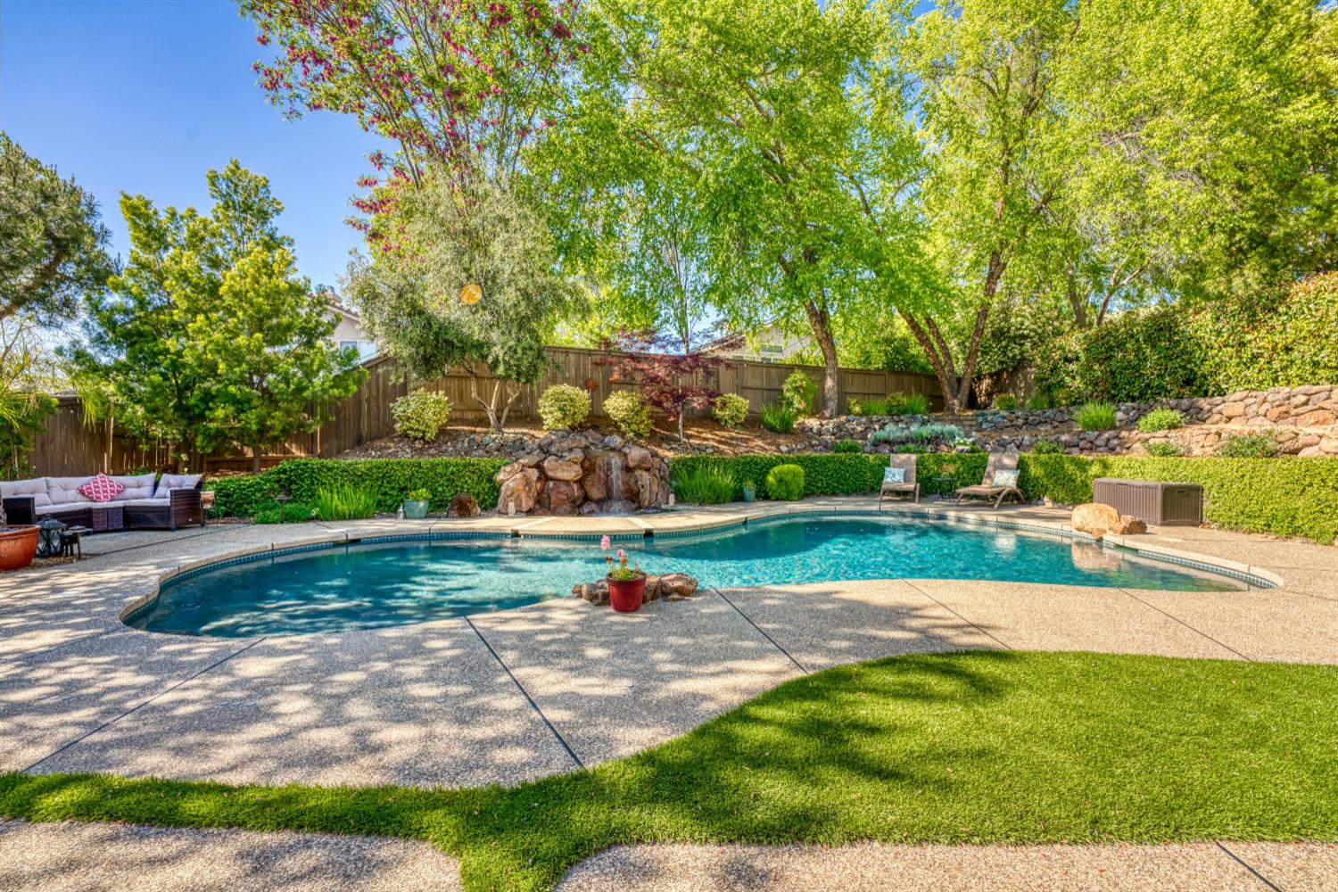 Rosado Drive, El Dorado Hills, California image 2
