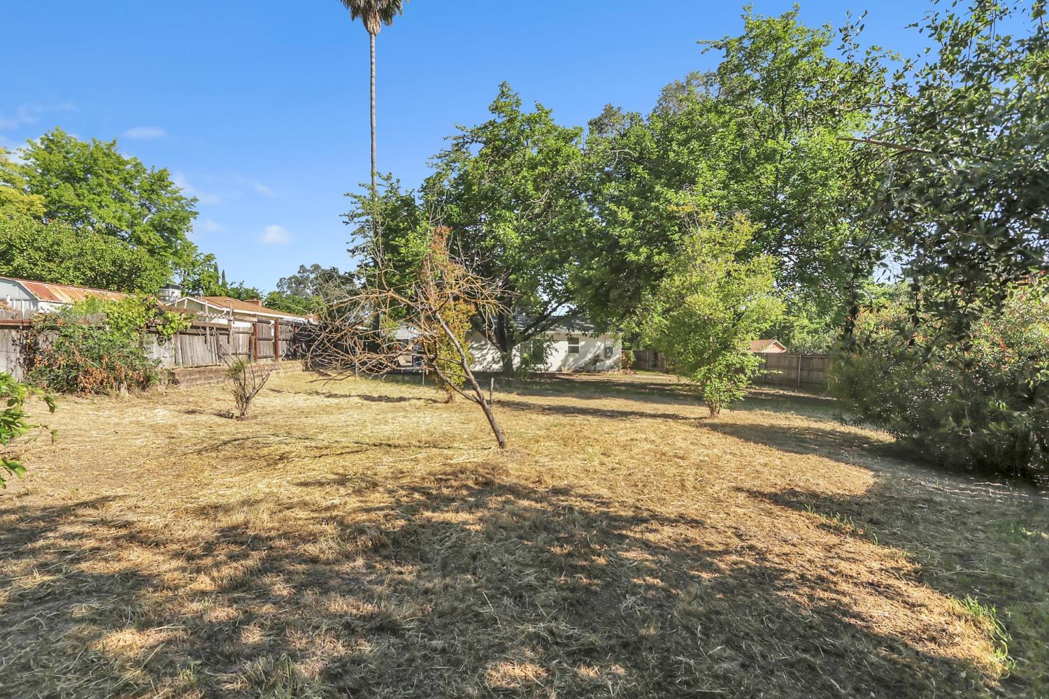 Pin Oak Court, Fair Oaks, California image 40