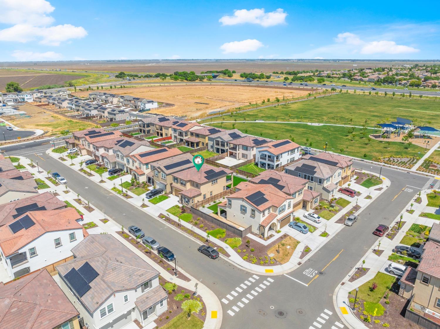Harveston Way, Sacramento, California image 49