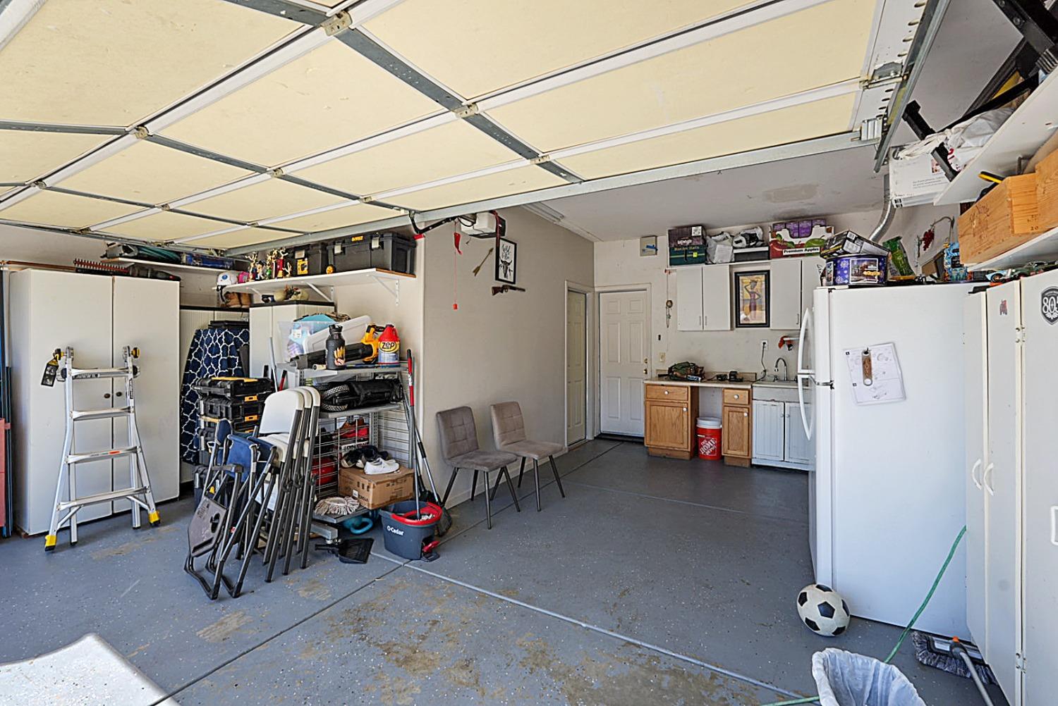 Detail Gallery Image 25 of 30 For 2025 St Theresa Way, Modesto,  CA 95358 - 4 Beds | 2/1 Baths