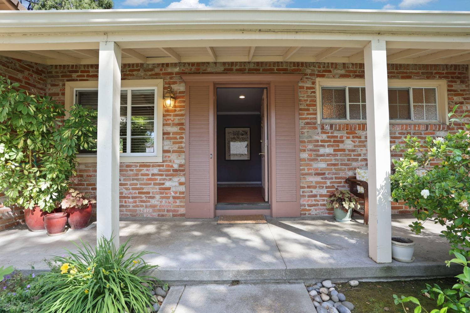 Coral Lane, Stockton, California image 5