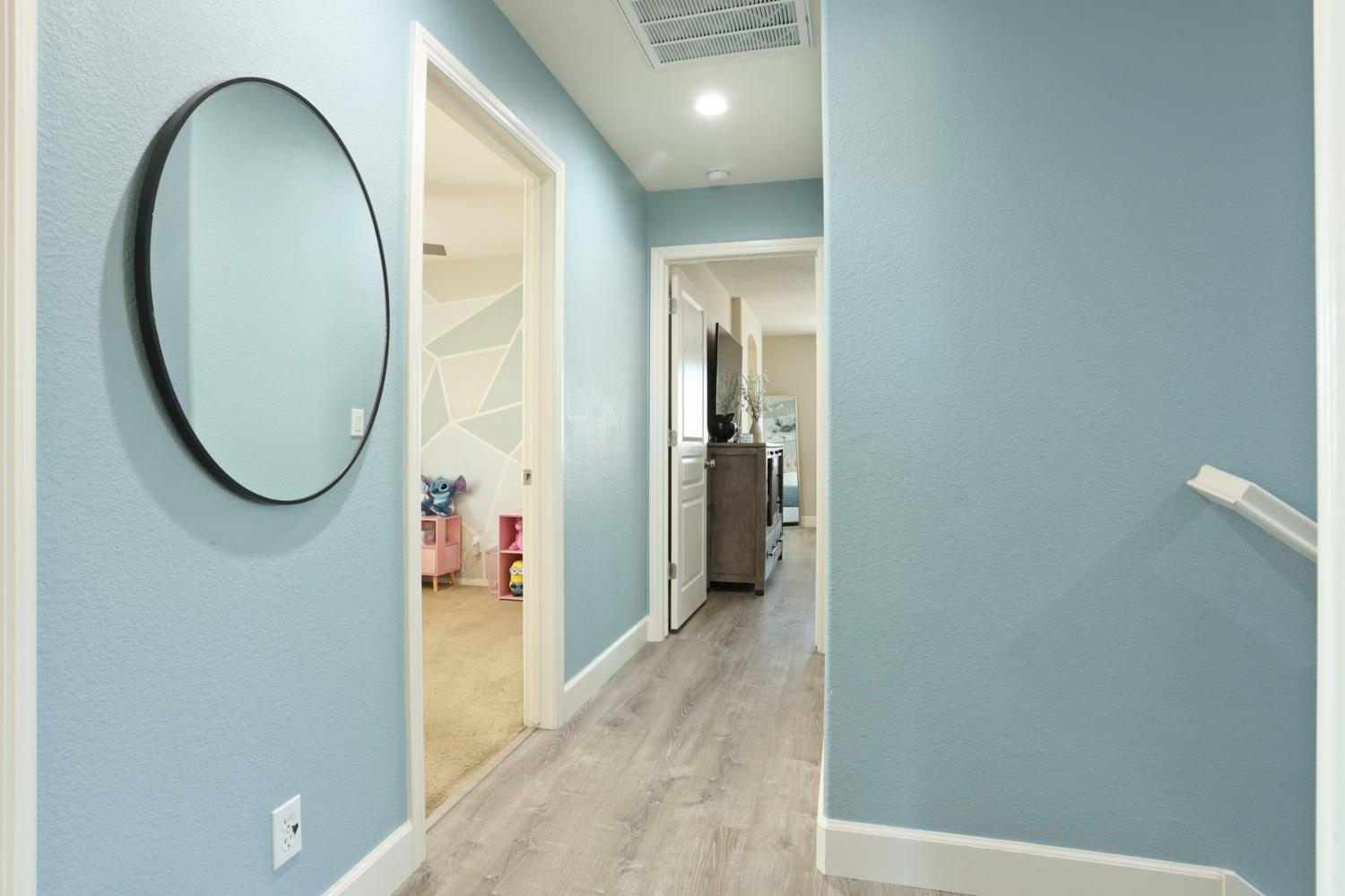 Detail Gallery Image 33 of 77 For 16907 E Cobble Creek Way, Lathrop,  CA 95330 - 4 Beds | 2/1 Baths