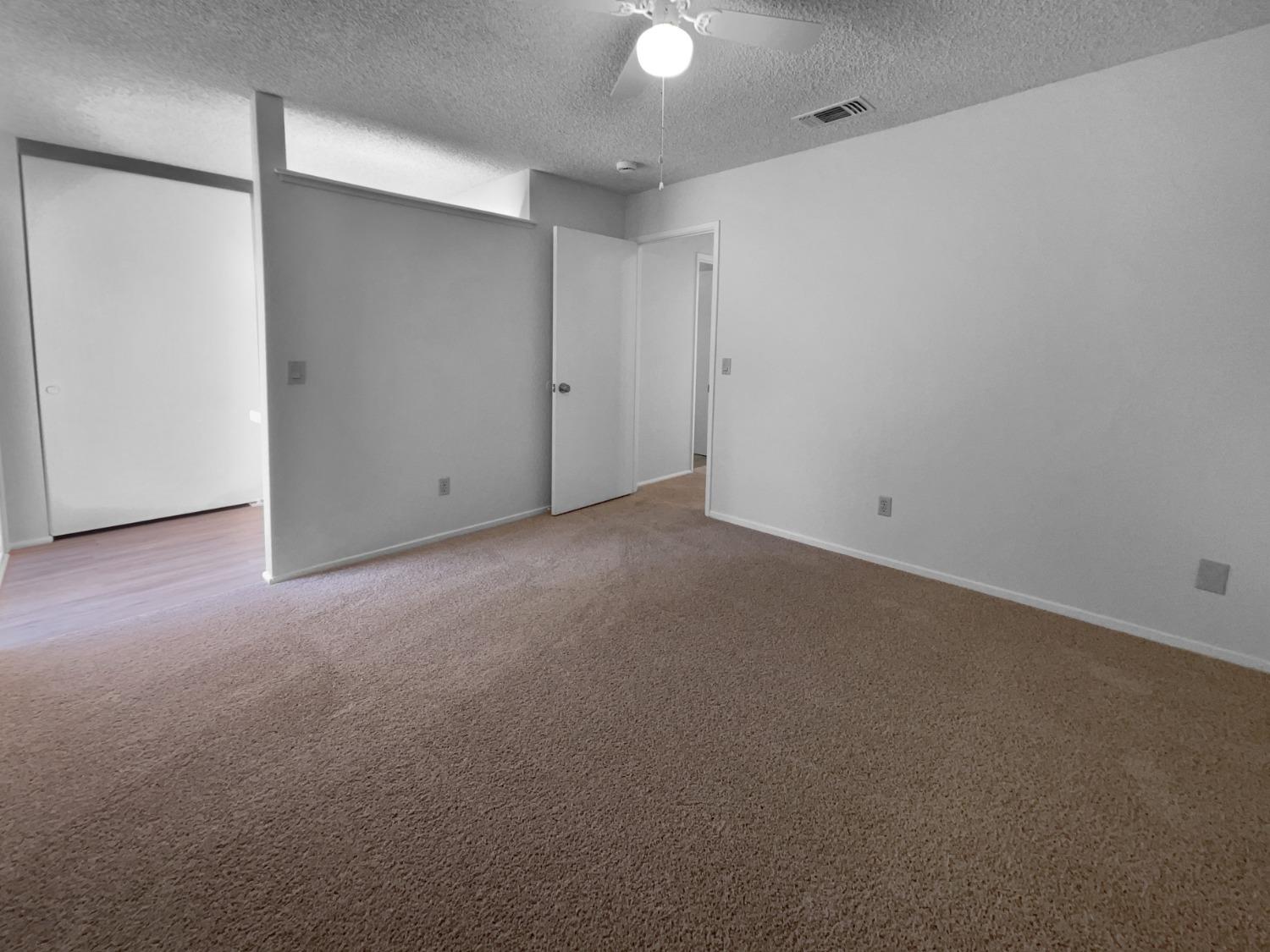 Detail Gallery Image 17 of 21 For 5532 Eagle View Way, Sacramento,  CA 95842 - 3 Beds | 2 Baths